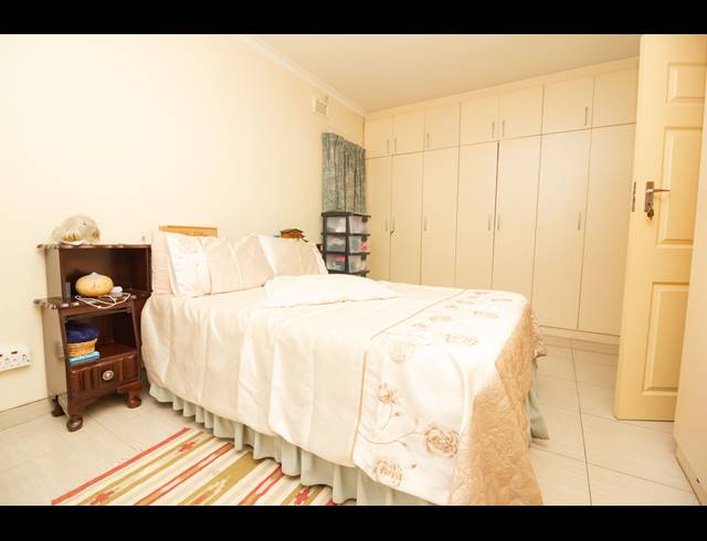 4 BEDROOM FREESTANDING FOR SALE IN MOUNT VERNON